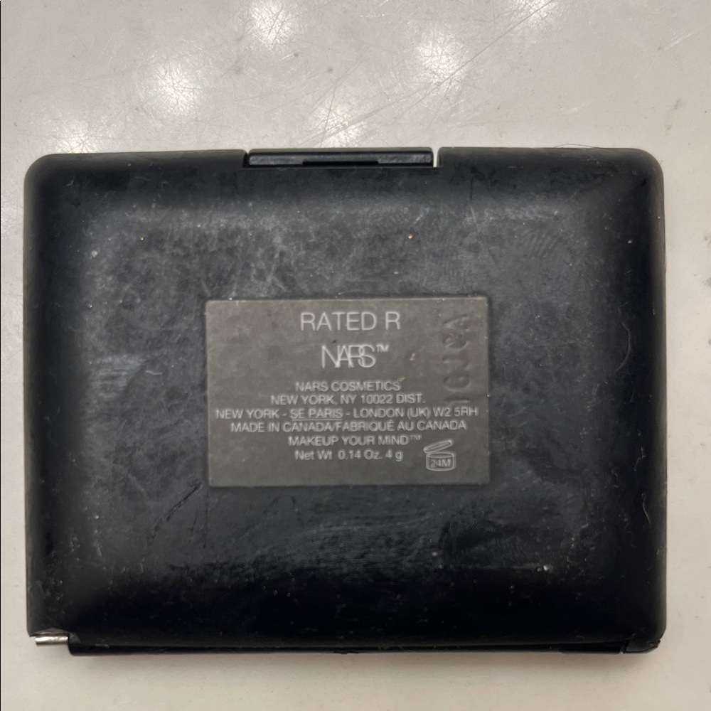 NARS ‘RATED R’ Eyeshadow Compact - Picture 4 of 4
